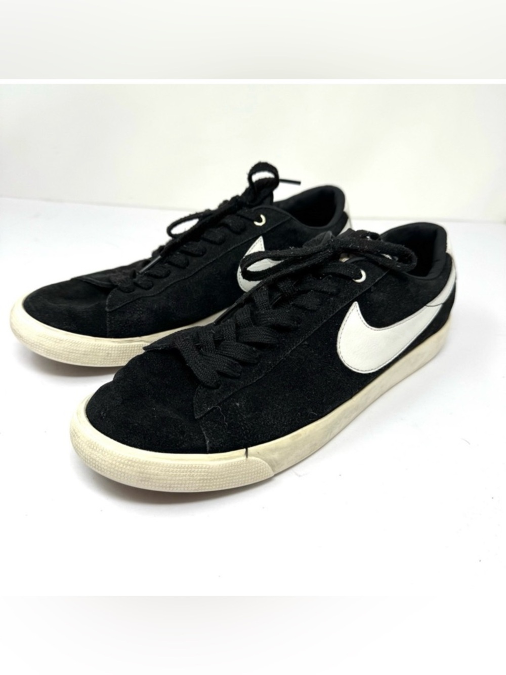 NIKE sneakers men’s size 10